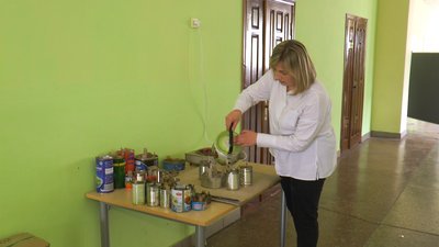 Окопні свічки, дрони та автівка на фронт. Як школярі з Франківщини допомагають ЗСУ Окопні свічки, дрони та автівка на фронт. Як школярі з Франківщини допомагають ЗСУ