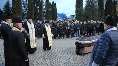 На Тернопільщині у громадах попрощалися з Сергієм Бутенком і Василем Бігусом На Тернопільщині у громадах попрощалися з Сергієм Бутенком і Василем Бігусом
