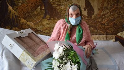 Кропивничанці Надії Росляк виповнився 101 рік