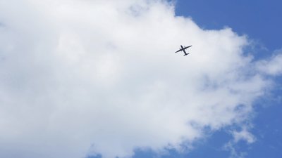 "Вони обрали професії, про які мріяли з дитинства". Історії льотчика, радиста та курсанта