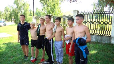 На Житомирщині пройшов патріотично-спортивний забіг "Шаную воїнів, біжу за Героїв України" На Житомирщині пройшов патріотично-спортивний забіг "Шаную воїнів, біжу за Героїв України"