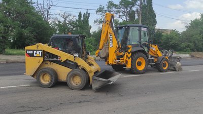 Триває ремонт ділянки автодороги М-14, що проходить через Миколаїв Триває ремонт ділянки автодороги М-14, що проходить через Миколаїв