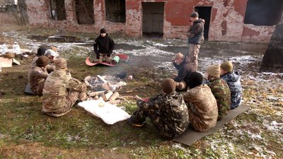 Заняття з тактики та правил поведінки зі зброєю Заняття з тактики та правил поведінки зі зброєю