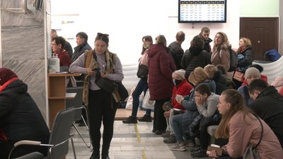 "Ми є надійним тилом". Івано-Франківська громада прийняла 35 тисяч переселенців