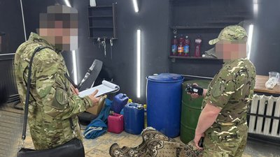 Підозрювані, військові, авіаційна бригада, пальне, корупція, Франківщина