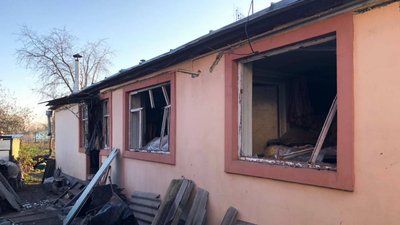 Є постраждала та пошкоження у 4 районах області: росіяни атакували Київщину