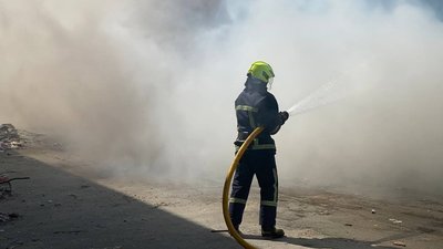 Біля Рівного сталась пожежа на території сміттєпереробного заводу Біля Рівного сталась пожежа на території сміттєпереробного заводу