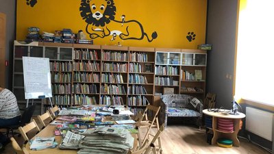 Львівські бібліотеки відновили роботу з видачі книжок Львівські бібліотеки відновили роботу з видачі книжок