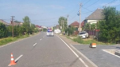На Мукачівщині нетверезий водій збив чоловіка. Останній знаходиться у реанімації