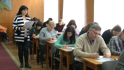 Черкаські держслужбовці підвищують рівень української мови