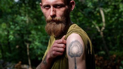Українські артилеристи на Донеччині, обстріли Торецька. Тиждень війни у фото