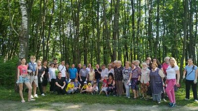 Тернопільські пенсіонери знову вийшли на толоку Тернопільські пенсіонери знову вийшли на толоку