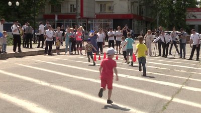 У Херсоні під час благодійного пробігу "Сильні духом" зібрали 10 тисяч гривень У Херсоні під час благодійного пробігу "Сильні духом" зібрали 10 тисяч гривень