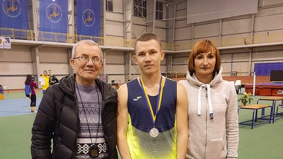 Кропивницький легкоатлет став призером юніорського чемпіонату України