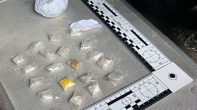 У Львові 17-річний хлопець збував наркотики