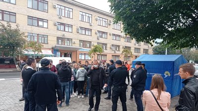 У Вінниці протестували щодо агітації політичної партії «Опозиційна платформа за життя»