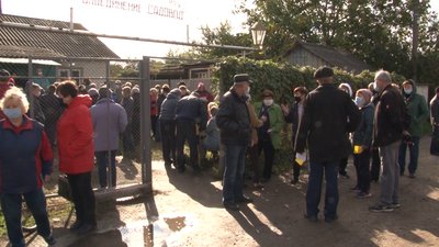 "Електричний" конфлікт: чому дачі Черкаського об’єднання "Садівник" відключають від мережі "Електричний" конфлікт: чому дачі Черкаського об’єднання "Садівник" відключають від мережі