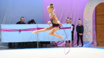 Житомирські гімнастки вибороли комплект нагород на турнірі у Вінниці Житомирські гімнастки вибороли комплект нагород на турнірі у Вінниці