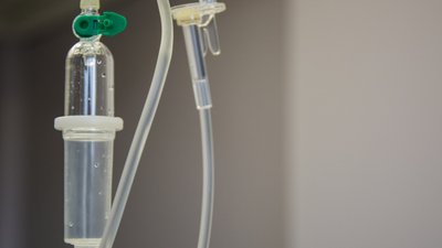 Двох пацієнтів з підозрою на Covid-19 госпіталізовано до інфекційної лікарні Хмельницького
