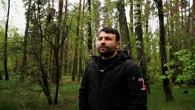 Росіяни затримали його під час відстеження їхніх позицій: історія учасника руху опору на Чернігівщині Росіяни затримали його під час відстеження їхніх позицій: історія учасника руху опору на Чернігівщині