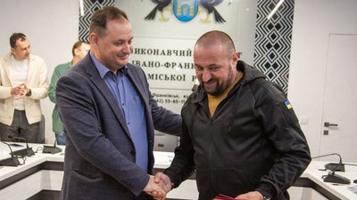Медаллю "За оборону Києва та Київської області" відзначили Михайла Шутака із Франківська