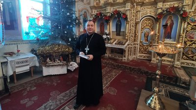 Священник Олексій Філюк, упорядник книжки "365 християнських пісень на кожен Божий день" Священник Олексій Філюк, упорядник книжки "365 християнських пісень на кожен Божий день"