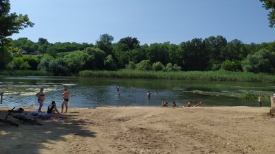 Місцевий пляж у селищі Новоархангельськ