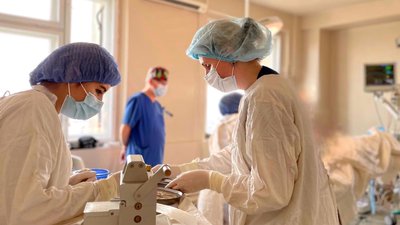 Вперше в Україні: львівські хірурги використали шкіру для від посмертного донора для однорічної дитини Вперше в Україні: львівські хірурги використали шкіру для від посмертного донора для однорічної дитини