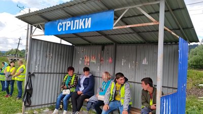 На Львівщині до початку серпня відновлять ремонт дороги Мшанець — Стрілки: люди призупинили пікет