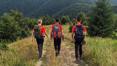 Туристів з Києва, Івано-Франківська, Вінниці та Запоріжжя шукали рятувальники у горах на Закарпатті