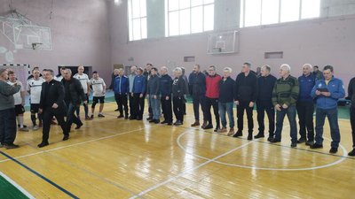 У Сумах відбувся фінальний тур відкритого чемпіонату міста з футзалу серед ветеранів У Сумах відбувся фінальний тур відкритого чемпіонату міста з футзалу серед ветеранів