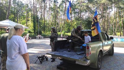 У Черкасах відбулася виставка техніки та обладнання 156 батальйону ТрО Черкаси