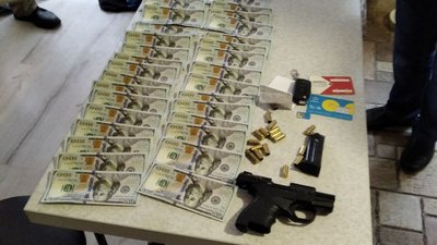 Групі вимагачів в Ужгороді погоджено підозру Групі вимагачів в Ужгороді погоджено підозру