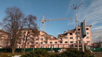 Власники розбомбленого готелю "Україна" у Чернігові готуються до демонтажу: коли почнуть розбирати будівлю