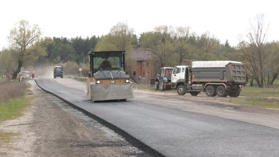 У Циркунах на Харківщині вперше за 20 років капітально ремонтують дорогу У Циркунах на Харківщині вперше за 20 років капітально ремонтують дорогу