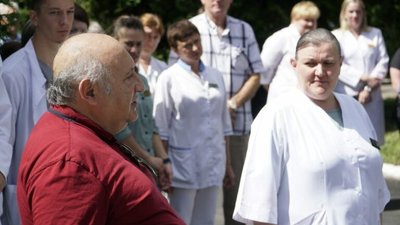 Житомирська обласна лікарня отримала
медичне обладнання від закордонних партнерів Житомирська обласна лікарня отримала
медичне обладнання від закордонних партнерів