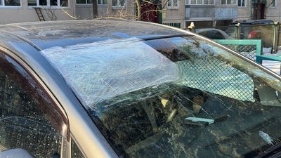 Пошкоджений автомобіль