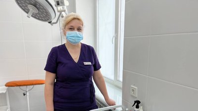 Як працюють медсестри в медзакладі на Волині, де лікуються після поранень бійці Як працюють медсестри в медзакладі на Волині, де лікуються після поранень бійці