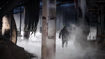 Рятувальник на підприємстві у Малинівці