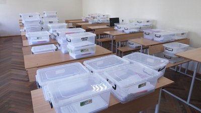 У Черкасах перевіряють ЗНО з української мови та літератури У Черкасах перевіряють ЗНО з української мови та літератури