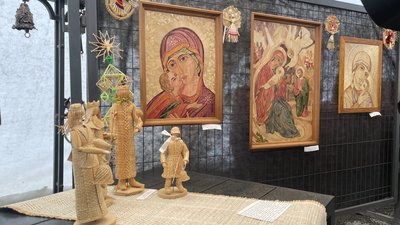 Картини зі соломки на виставці "Солом’яне Різдво" Картини зі соломки на виставці "Солом’яне Різдво"