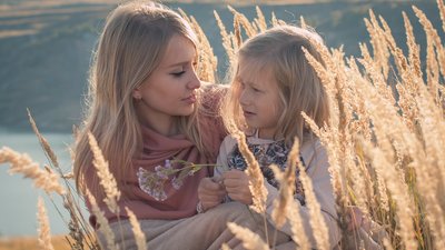 Дитина і ґаджет. Психіатриня розповіла як зберігати баланс під час карантину