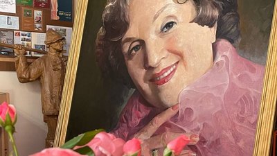 У Чернівцях відкрили виставку з речами єврейської травесті-артистки Сіді Таль до 110-ї річниці її дня народження