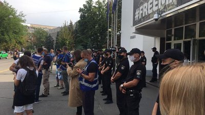 Національний корпус протестує під стінами МВС проти затримання ветеранів