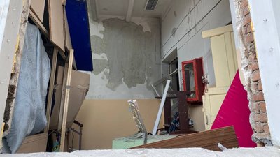 Наслідки ракетного обстрілу у Вінниці — фоторепортаж Наслідки ракетного обстрілу у Вінниці — фоторепортаж