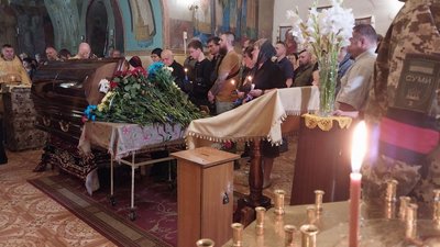 "Мабуть, мені тут все». У Сумах попрощалися з десантником Юрієм Пушкарем "Мабуть, мені тут все». У Сумах попрощалися з десантником Юрієм Пушкарем