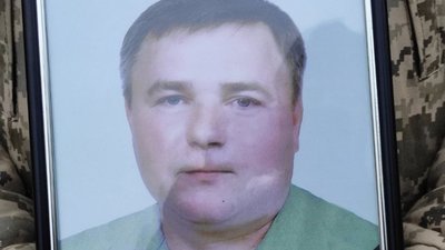 Чернігівщина попрощалася з чотирма захисниками України Чернігівщина попрощалася з чотирма захисниками України