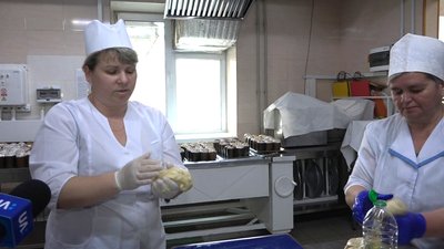 Великодні паски та обереги для захисників України виготовили у 31 дитсадку Житомира Великодні паски та обереги для захисників України виготовили у 31 дитсадку Житомира