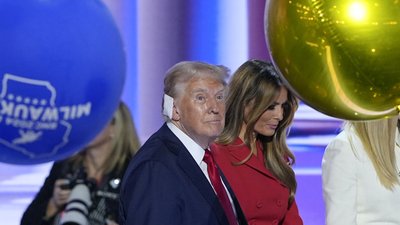 Дональд Трамп з дружиною Меланією Трамп