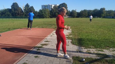 Метальники молота готуються до чемпіонату України з легкої атлетики, який відбудеться в Луцьку Метальники молота готуються до чемпіонату України з легкої атлетики, який відбудеться в Луцьку